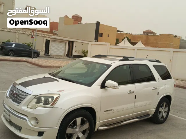2011 جي إم سي اكاديا Denali