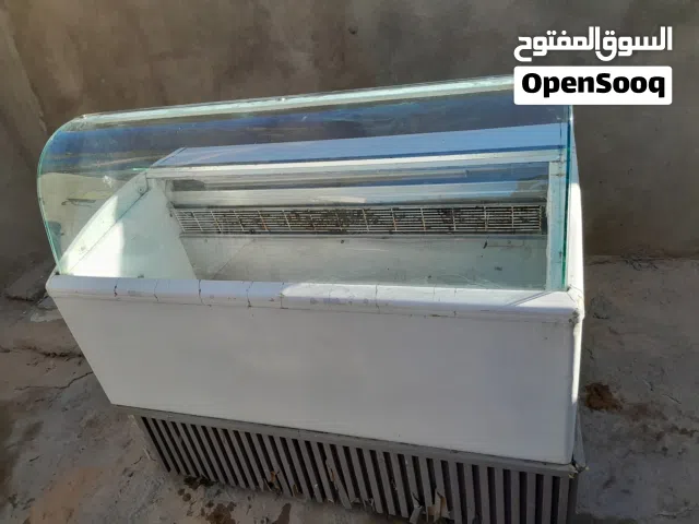 تلاجه عرض للبيع مشاء الله فريزها شغاله تلجه