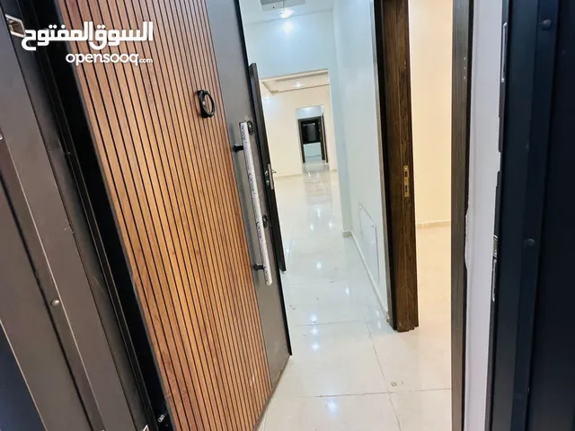 130 m2 3 Bedrooms Apartments for Rent in Irbid Al Rahebat Al Wardiah