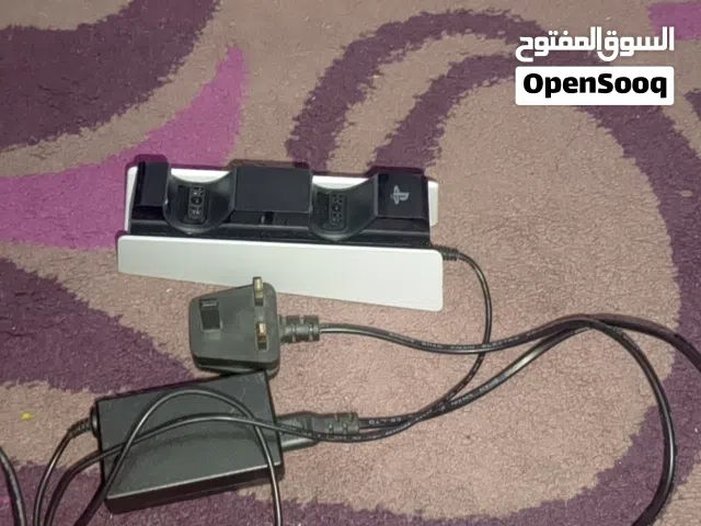 للبيع او البدل بCD GTA V قعدت شحن درعات PS5