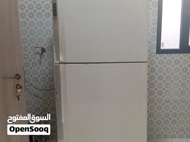 للبيع ثلاجه الحجم الكبير