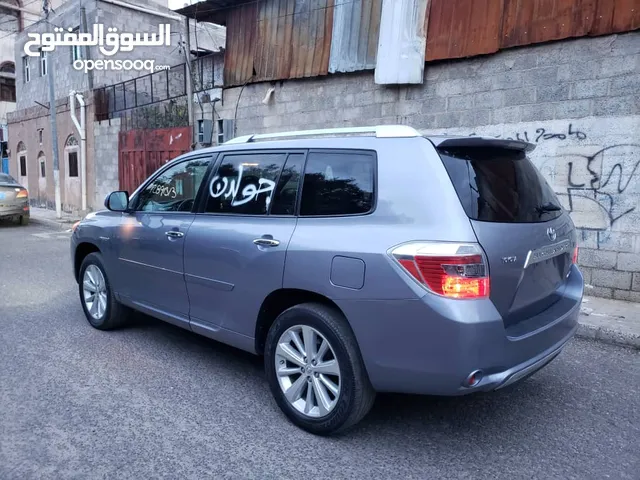 Used Toyota Highlander in Sana'a