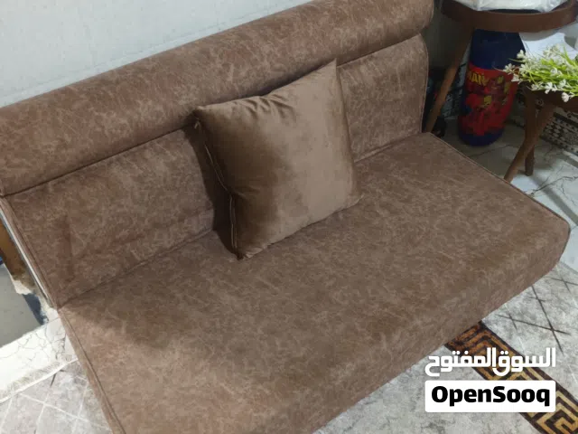 جلسه عربيه نظييفه. 4 قطع.