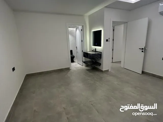 120 m2 3 Bedrooms Apartments for Rent in Al Riyadh Ishbiliyah