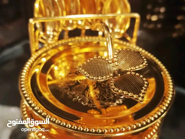طقم صحون قهوة ذهبي عصري وانيق