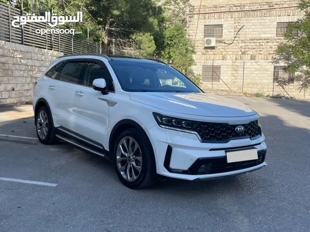 Kia sorento بويه شركة فلللللللل مع بانوراما بمشي ع المفتاح ب الورقه