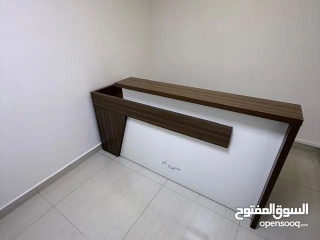 مكتب استقبال للبيع بحالة الجديد
