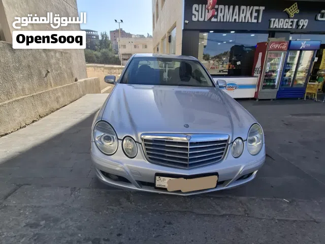 2009 مرسيدس بنز الفئة-E E 200