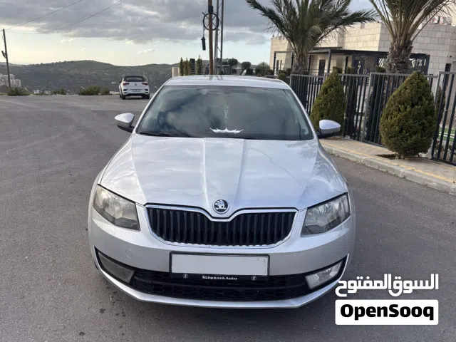 2016 سكودا اوكتافيا Ambition