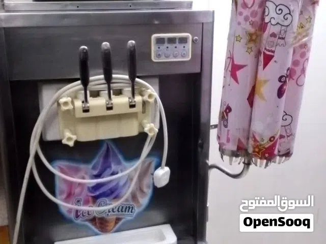 ماكينات سلاش وماكينات ايس كريم بوظة وماكينات كريب وماكينات وافل كله مستعمل بحاله الوكاله