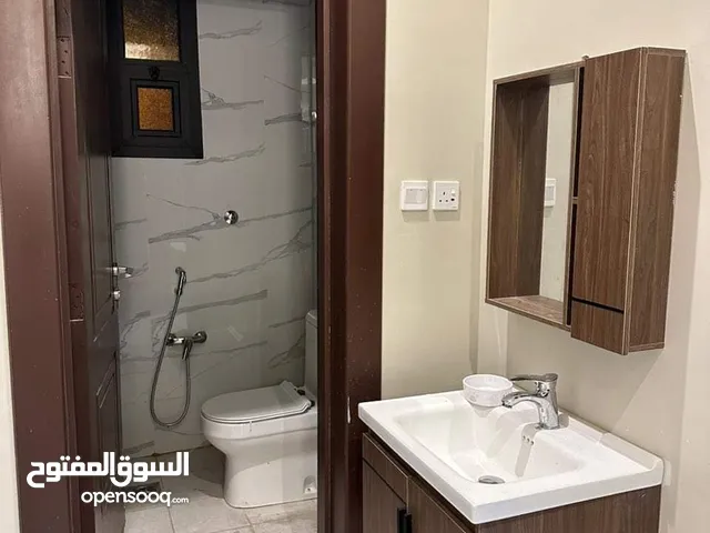 168 m2 4 Bedrooms Apartments for Rent in Jeddah Al Manar