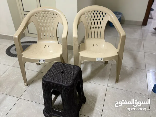Plastic chairs for sale for 4 bd