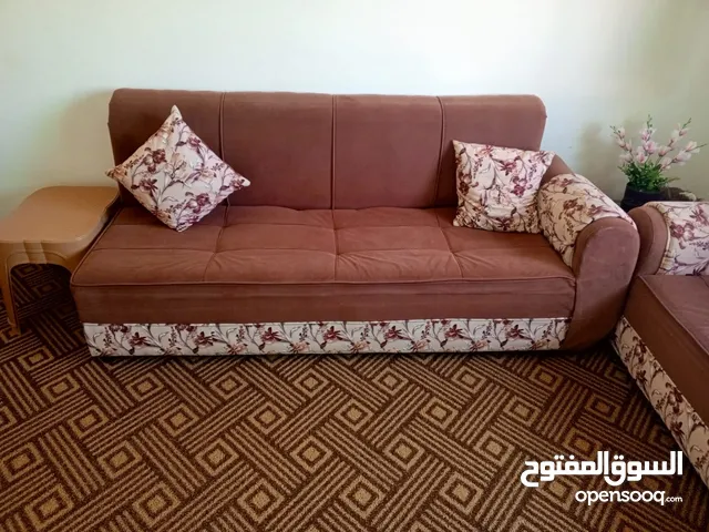 طقم كورنر مستعمل نظيف للبيع او للبدل