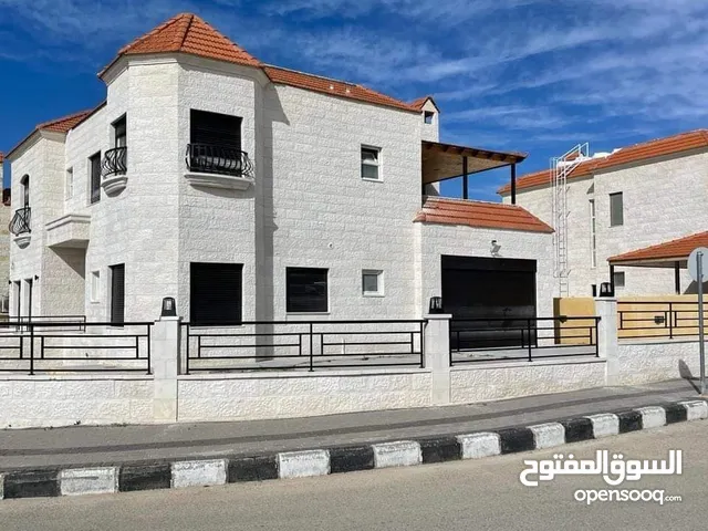400 m2 4 Bedrooms Villa for Sale in Amman Al-Zaytouneh