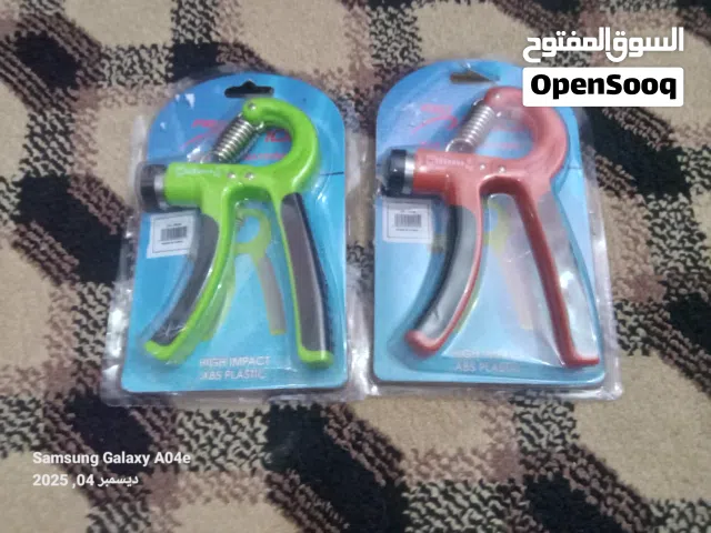 قبضات  اليد