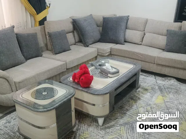 كورنر فخم بلون مميز