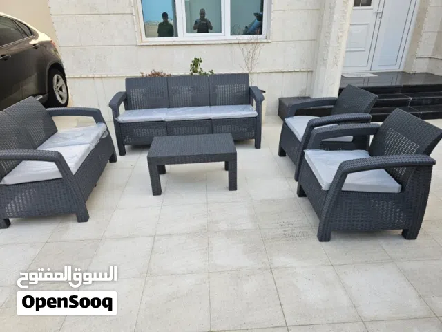 كراسي للبيع 800 ريال  نظيفه مرتبه