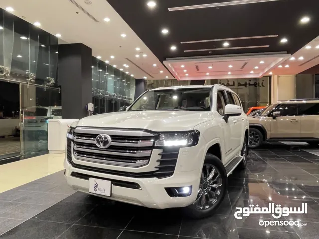 Toyota Land Cruiser GXR Model 2025