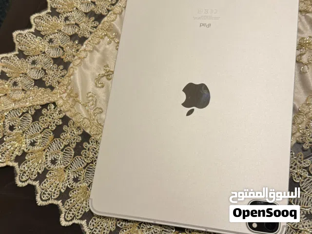 Apple iPad Pro 11 128 GB in Amman