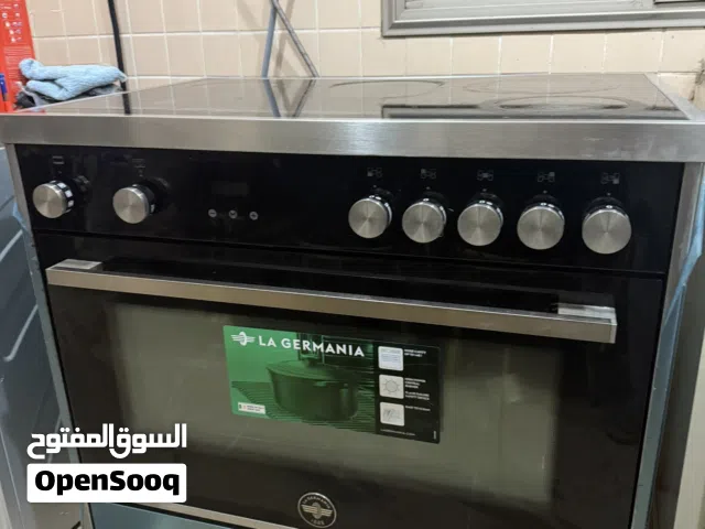 LAGERMANIA  La Germania 5 ceramic Electric Cooker – Almost New  Oven Never Used