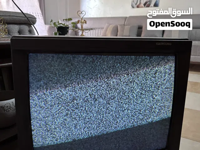 شاشة تلفزيون سامسونج قديمة بحالة الوكالة نضيفة