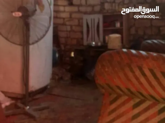 بيت للبيع ابو تلات اسكندريه مساحته136 متر الكيلو 25 ونص شارع مسجد الكومى 3 حجرات وريسبشن