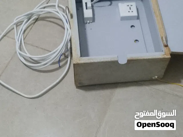 صندوق شاحن سيارة