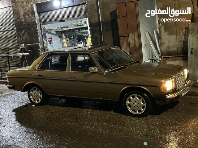 مرسيدس لف 1979 اصلي بدون تعديل