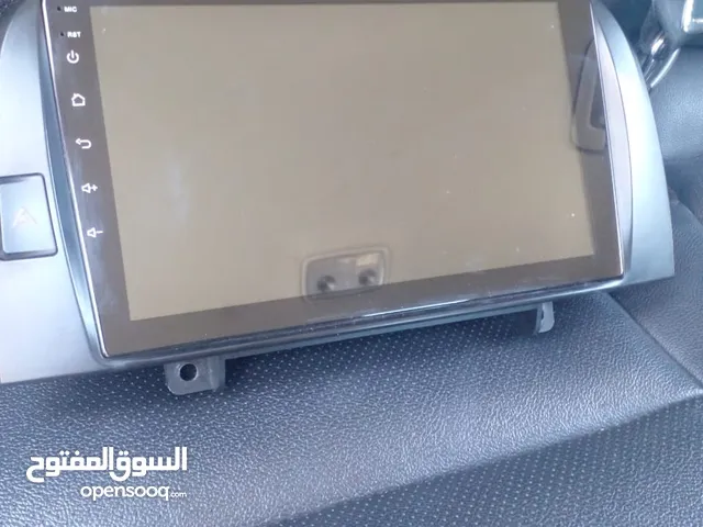 شاشة سياره اصليه مكفوله سنه 45د