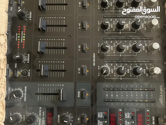 Behringer PRO MIXER DJX750