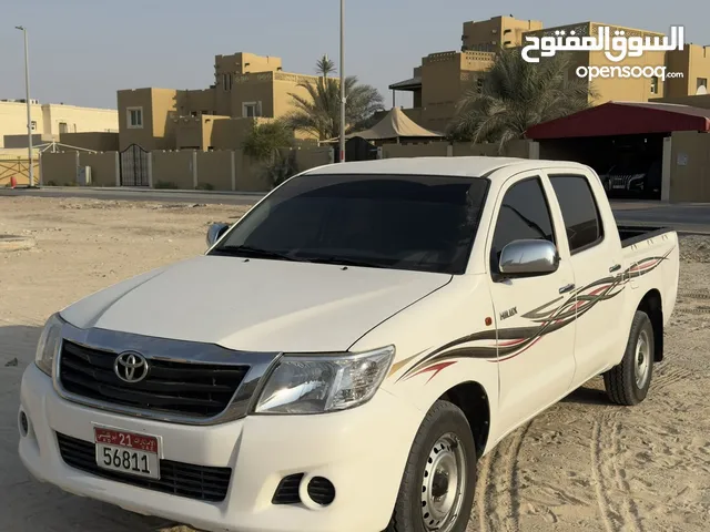 Used Toyota Hilux in Abu Dhabi