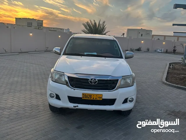 Used Toyota Hilux in Al Batinah
