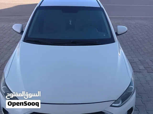 النترا خليجي 1600 سي سي