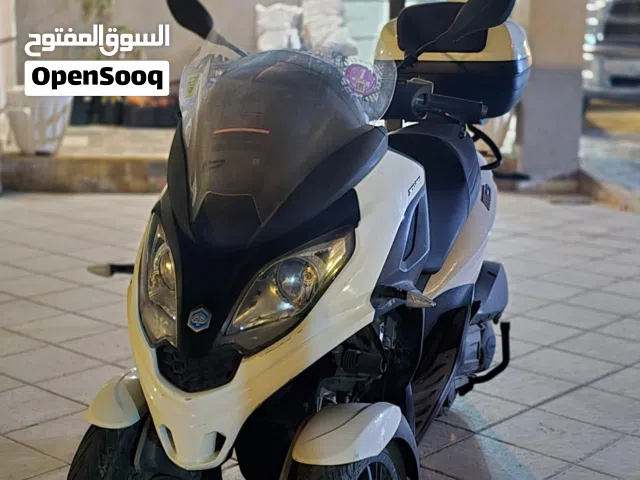 دراجه ناريه 300cc