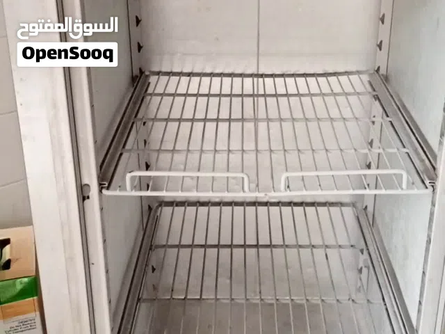 معدات للبيع