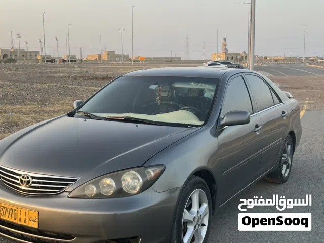 2005 تويوتا كامري LE