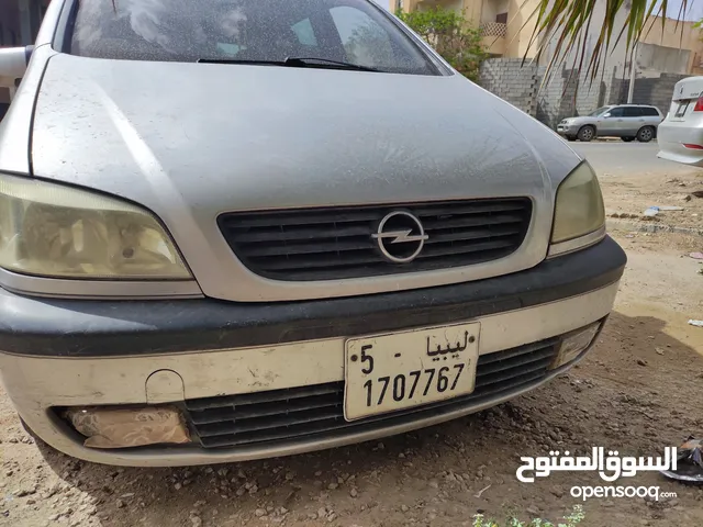 Used Opel Zafira in Al Khums