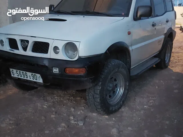 نيسان تيرانو للبيع ترخيص لشهر8 منفوض كلو جديد