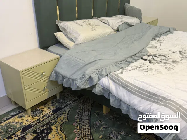 الاستعمال فقط 3 شهور، والغرفة شبه جديدة بالكامل