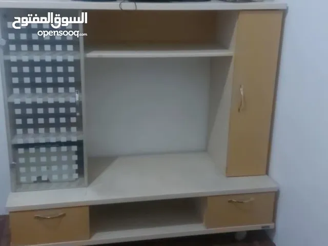 مكتبة تلفزيون وزاوية زينة