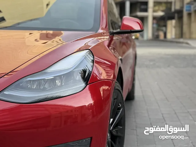 Model 3 / standard plus 2021 Autoscore B+ بحالة الوكالة (%84) اعلى سكور فحص كامل / عداد قليل