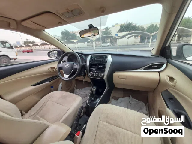 2019 تويوتا يارس E