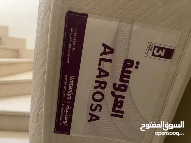 سفنجه سرير نفر ونص بحاله جيده