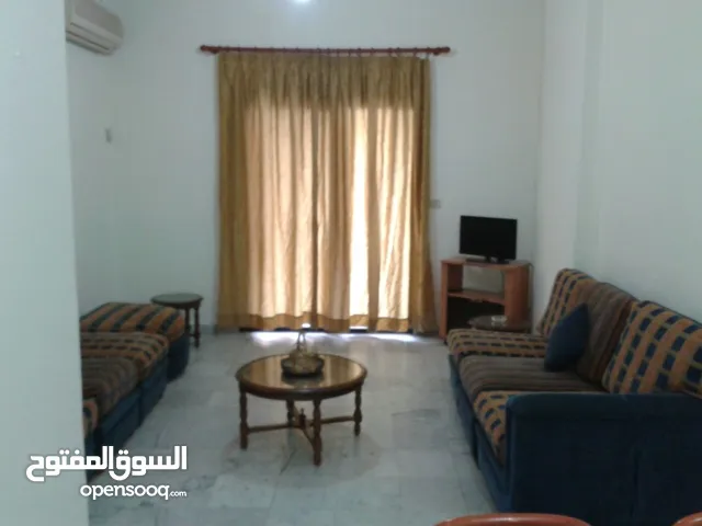 90 m2 3 Bedrooms Apartments for Rent in Beirut Tariq Al-Jadideh