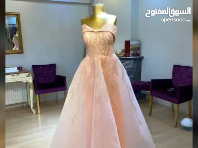 فستان تركي ثقيل . للبيع استعمال لبسة واحدة