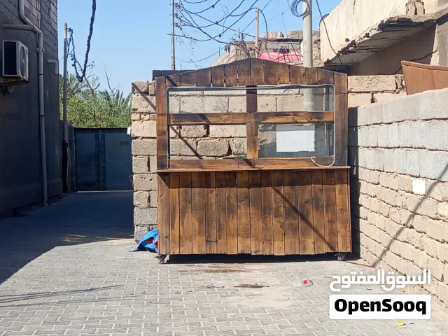 كشك متنقل قياس 2×2 العمق متر مكاني بصرة أبو الخصيب السعر 800الف.