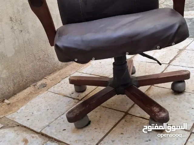 كرسي مكتبي مستعمل