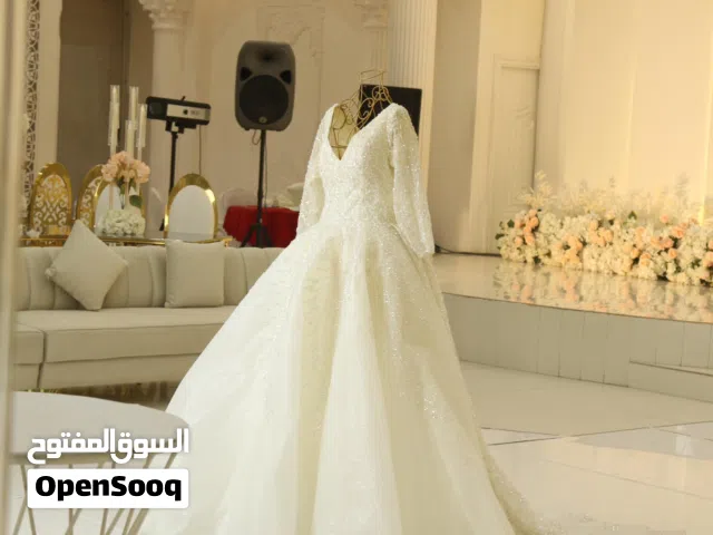 فستان زفاف