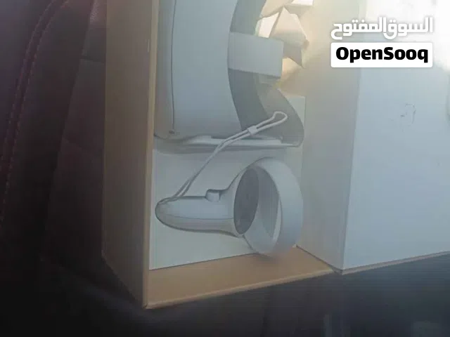Oculus quest 2 للبيع بحاله ممتازه