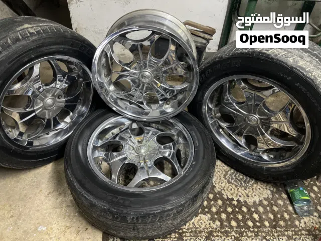 جنط20كروم محير 5/6براغي موجود برصيفه الرشيد الجنط نضيف الصوره مطابقه للواقع مطلوب250 الشرا بقصرش معه